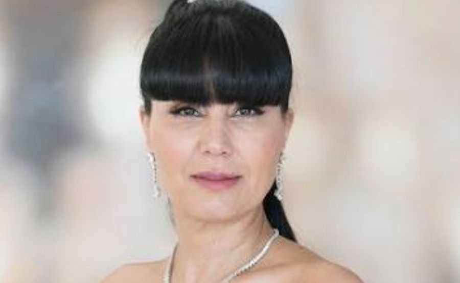 Afsaneh Akhtari : Biography, Career, Age, Family & More